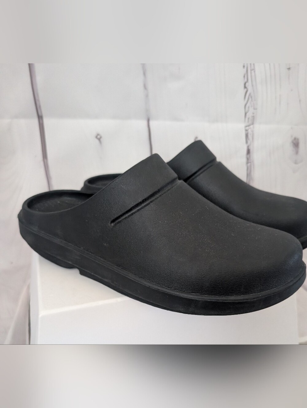 Oofos Mules Slip-On Black Comfort Clogs Gender Neutral
